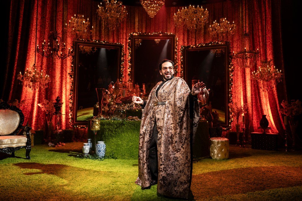 Review: 'Awaz' Chicago Shakespeare has a laughter-out-laurel primer on Iran