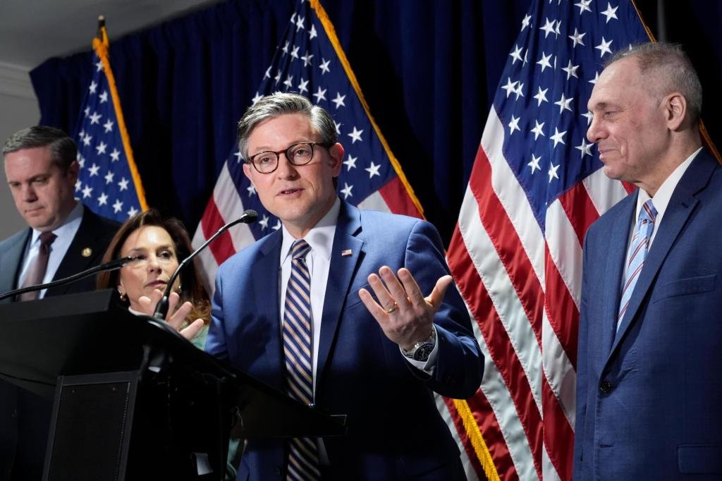 Trump pushed the border crack on the House Republican Retreat as he cap in the office in the first week